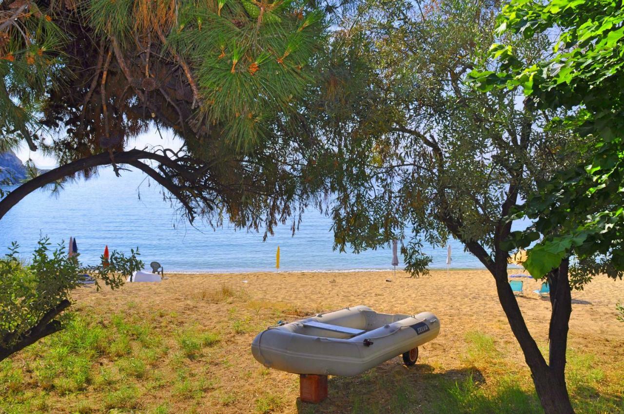 Appartement Secret Bay à PalaiónTsiflíkion Extérieur photo